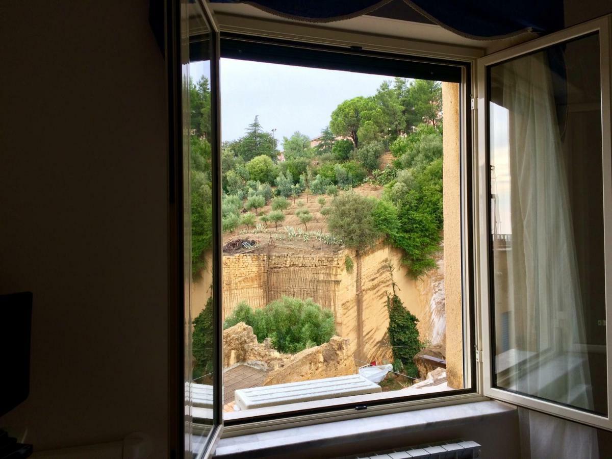 B&B Crispi 53 Αγκριτζέντο Εξωτερικό φωτογραφία